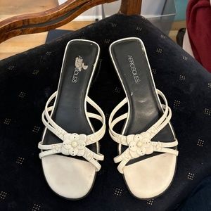 Cute Aerosoles leather sandals sz 9